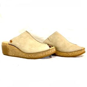 El Naturalista leather peeptoe mule/clogs with a slight wedge